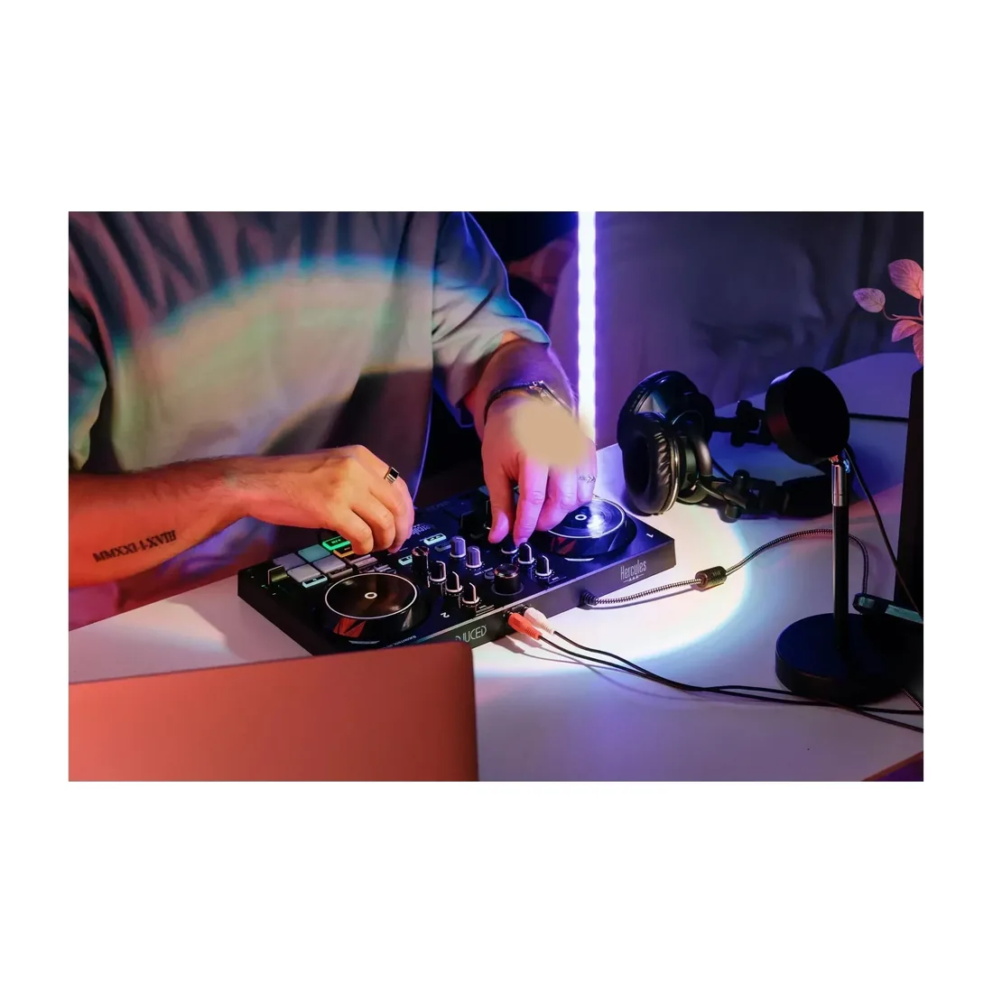 Hercules DJControl Inpulse 200 MK3 4