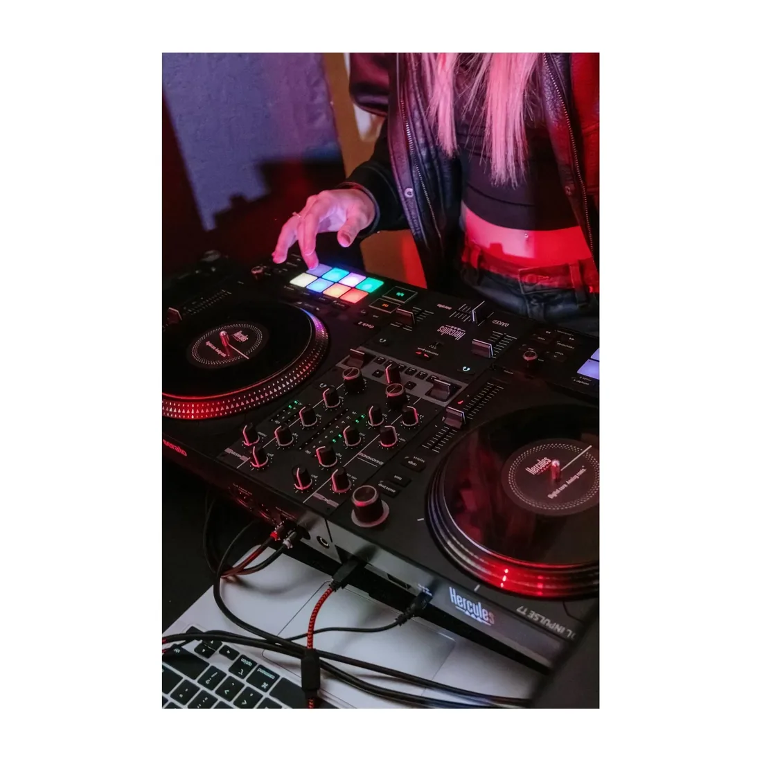 Hercules DJControl Inpulse T7 3