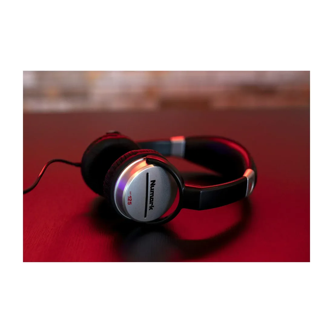Numark HF125 3