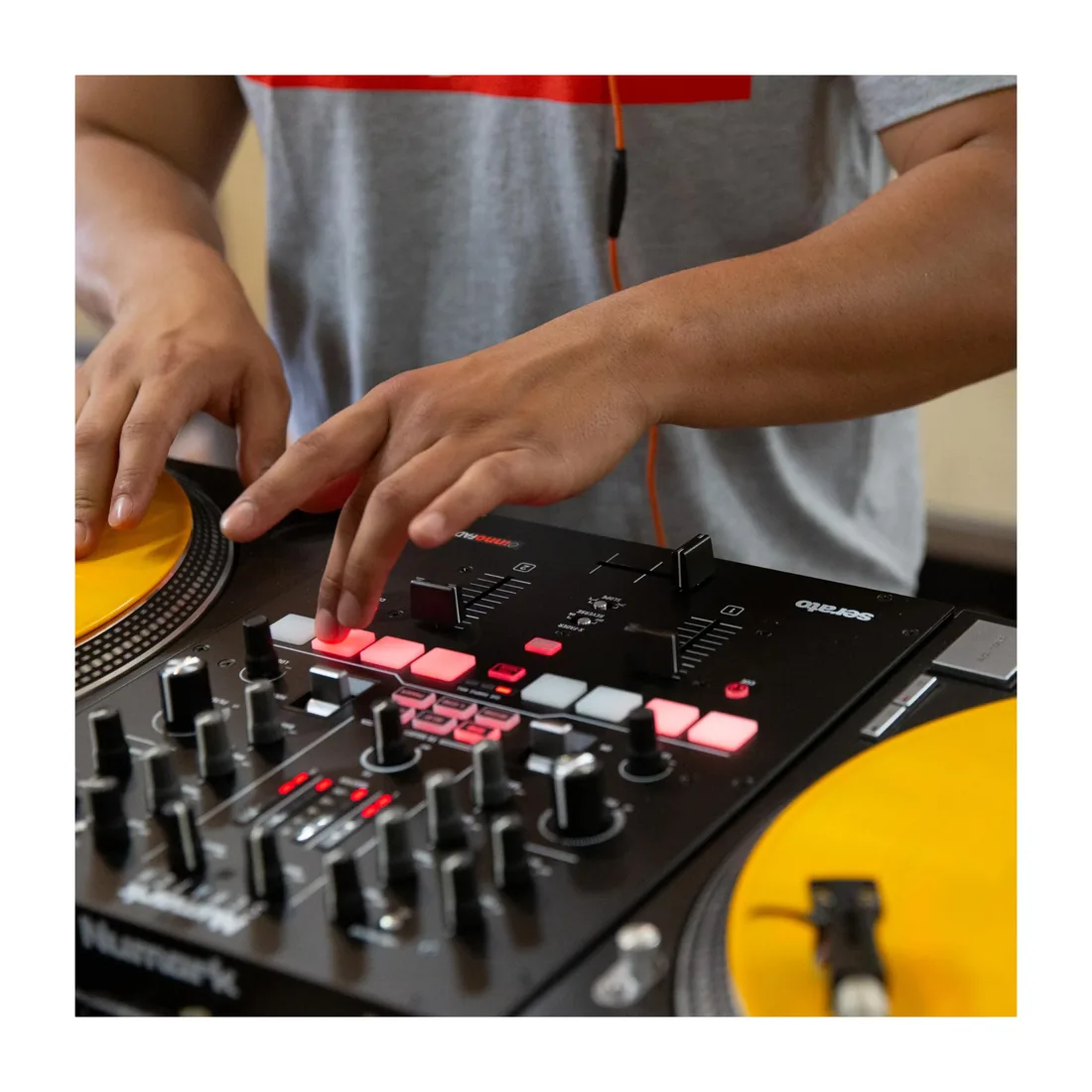 Numark Scratch 4