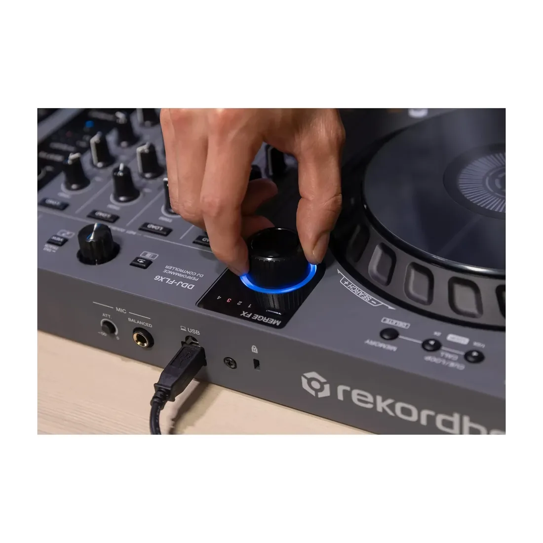 Pioneer DJ DDJ-FLX6-GT 6